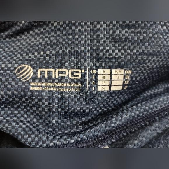 MPG Blue Textured Stretchy Activewear Leggings (#1,549) - Picture 2 of 9